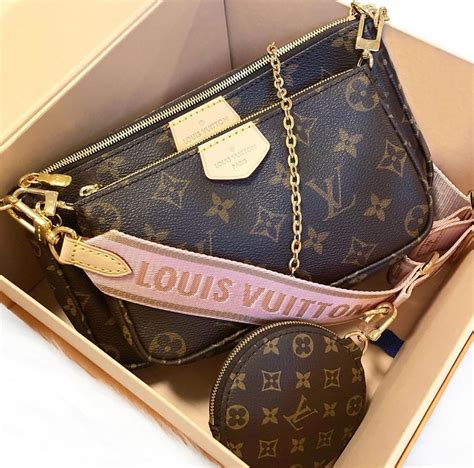 copy of Louis Vuitton legal